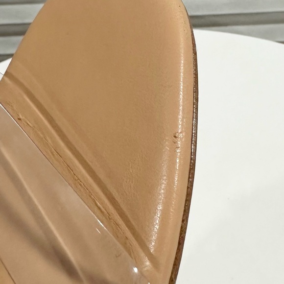 🌹LARROUDE🌹 Gloria Sandal In Tan Leather and Vinyl Size: 6 - Picture 9 of 13